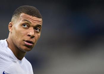 فيديو مبابي يتفاعل مع أنباء اقترابه من الانتقال إلى ريال مدريد