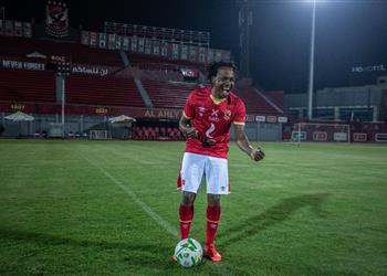 مكتشف بيرسي تاو انتقاله إلى الأهلي خطوة رائعة والمدربون الأوروبيون لا يعرفونه جيد ا