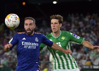 فيديو كارفاخال يسجل هدف ريال مدريد الأول أمام ريال بيتيس