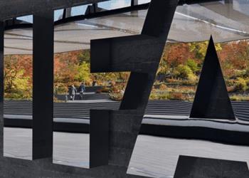 فيفا يرحب بقرار المحكمة الرياضية بشأن رفض منع الليجا سفر لاعبي أمريكا الجنوبية