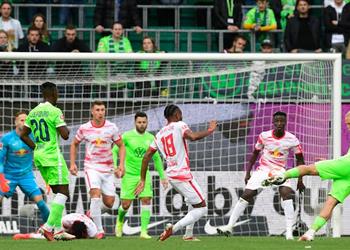 بمشاركة عمر مرموش فولفسبورج ينتصر على لايبزيج ويتصدر الدوري الألماني