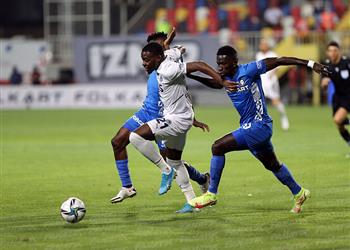 فيديو بمشاركة أحمد ياسر ريان ألتاي يسقط أمام فناربخشة بثنائية في الدوري التركي