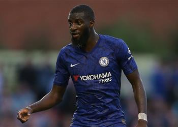 مدرب ميلان سنحصل على توقيع باكايوكو من تشيلسي قريب ا