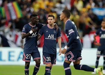 بيكيه ميسي ونيمار يفهمان بعضهما بالنظر وليو لن يتأقلم سريع ا في الدوري الفرنسي