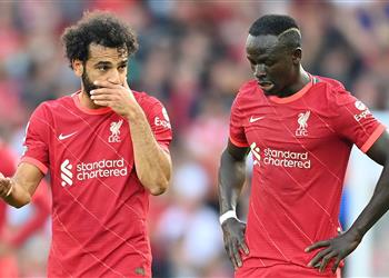كاراجر يوجه اللوم إلى كلوب بسبب محمد صلاح وماني ليفربول يحتاج لمهاجم جديد