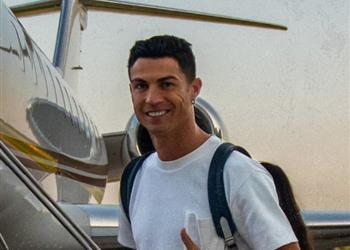 كريستيانو رونالدو يصل إلى مانشستر يونايتد استعداد ا لمواجهة نيوكاسل