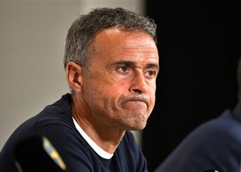 إنريكي ارتكبت بعض الأخطاء أمام السويد واعتدت على تلقي الإهانات