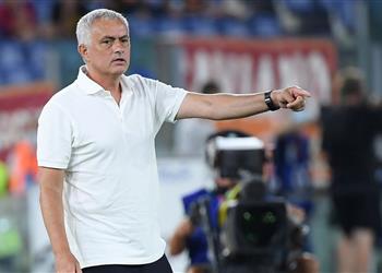 موراتي مورينيو سيهيمن على الكرة في إيطاليا