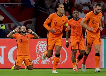 فيديو هاتريك ديباي يقود هولندا لاكتساح تركيا بسداسية وتصدر مجموعتها في تصفيات كأس العالم