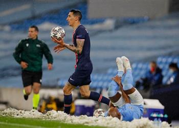 يويفا يعاقب دي ماريا بالإيقاف 3 مباريات في دوري أبطال أوروبا