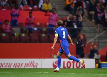 بهدف رائع هاري كين يحقق 3 أرقام مميزة في مباراة إنجلترا وبولندا