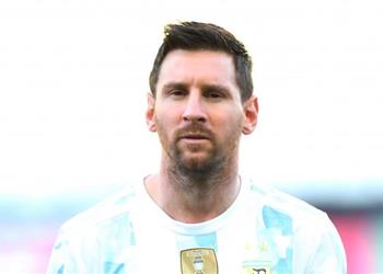 ميسي تلقيت ضربات متتالية مع الأرجنتين ولقب كوبا أمريكا عوضني