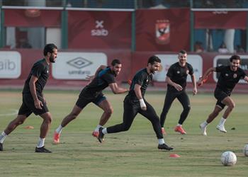 مران الأهلي موسيماني يجتمع باللاعبين وجهازه المعاون وتصعيد حارس جديد