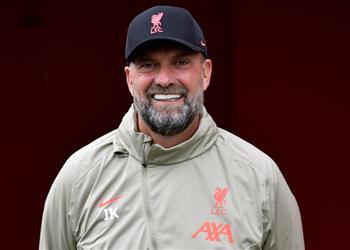 كلوب ي علن غياب فيرمينو عن ليفربول ويؤكد تنتظرنا أجواء رائعة في ملعب ليدز يونايتد