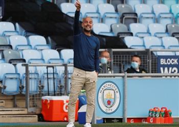 جوارديولا يفسر تصريحاته بشأن المقارنة بين فاردي وتوريس ويتهرب من الحديث عن رونالدو