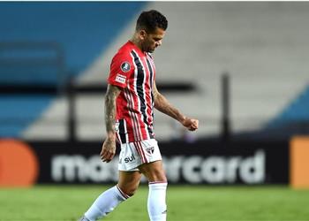 رسمي ا ساو باولو يعلن فسخ عقد داني ألفيس