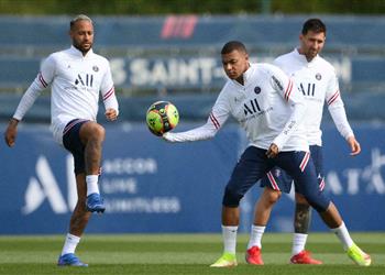 قائمة باريس سان جيرمان لمباراة كليرمونت غياب ميسي ونيمار وتواجد مبابي