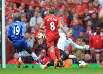 ديمبا با يعلن اعتزاله كرة القدم عن عمر 36 عام ا