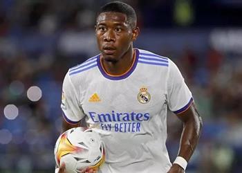 رئيس بايرن ميونخ السابق لو كان برشلونة نادي ا ألماني ا لأعلن إفلاسه وحلم به ألابا