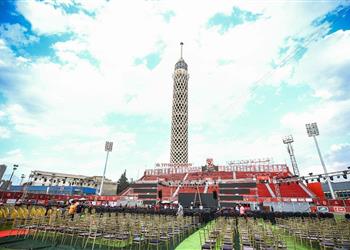 صور الأهلي يقترب من إنهاء تجهيزات التتش استعداد ا لاحتفالية النجمة العاشرة