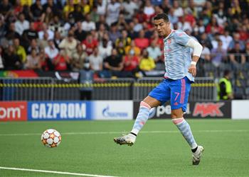 فيديو رونالدو يسجل هدف مانشستر يونايتد الأول أمام يونج بويز في دوري أبطال أوروبا