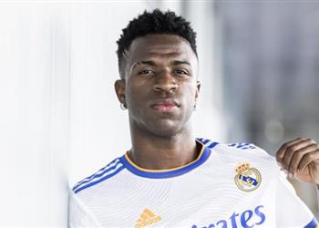 فينيسيوس لم أفكر في الرحيل عن ريال مدريد وأريد الفوز بالألقاب مثل من سبقوني