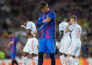 بيكيه بعد الهزيمة من بايرن ميونخ لسنا المرشحين للقب والصافرات ضد سيرجي روبيرتو تؤلمني