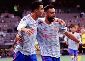 بفضل رونالدو وبراتب مغري برونو فيرنانديز يقترب من تجديد عقده مع مانشستر يونايتد