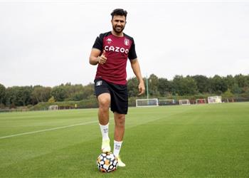 دين سميث تريزيجيه قد يغيب عن أستون فيلا حتى نهاية 2021