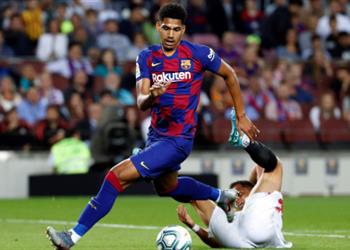 وكيل أراوخو يتحدث عن تجديد عقده مع برشلونة