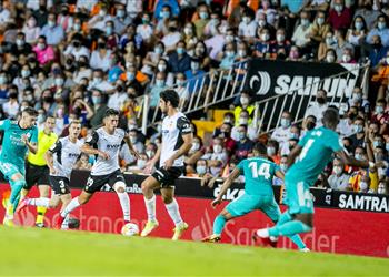 فيديو هوجو دورو يسجل هدف فالنسيا الأول أمام ريال مدريد