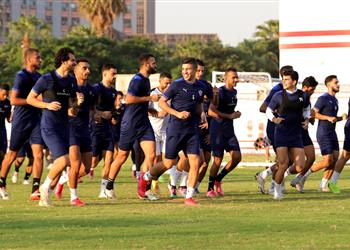 مران الزمالك كارتيرون يجتمع باللاعبين ويركز على الجانب البدني