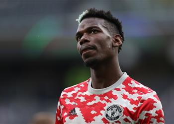 تقارير مانشستر يونايتد يخطط لجعل بوجبا الأعلى أجر ا في الدوري الإنجليزي