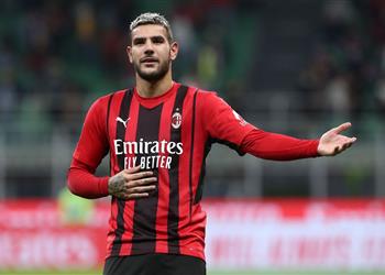 فيديو ميلان يهزم فينيزيا بثنائية ويزاحم إنتر في صدارة الدوري الإيطالي