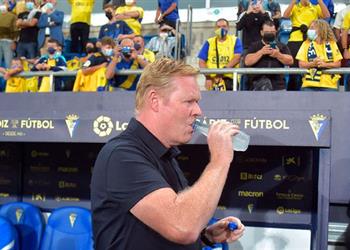 كومان مستقبلي في برشلونة ليس مرهون ا بالنتائج ومستعد للحديث مع لابورتا إذا أراد