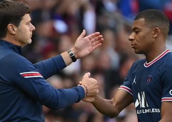 بوتشيتينو يدافع عن تصرف مبابي بعد انتقادات مدرب ميتز