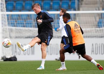 قائمة ريال مدريد لمباراة فياريال استمرار غياب كروس وضم ماريانو