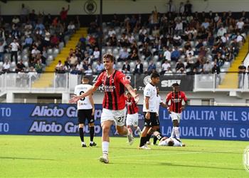 فيديو مالديني يسجل وميلان يواصل انتصاراته بثنائية أمام سبيزيا في الدوري الإيطالي