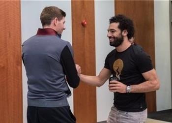 هدف يفصل محمد صلاح عن معادلة إنجاز جيرارد قبل مباراة ليفربول وبرينتفورد