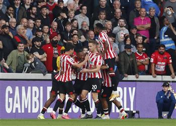 لاعب برينتفورد بعد التعادل مع ليفربول هذا ما نحلم به كأطفال وكنا نستطيع الفوز