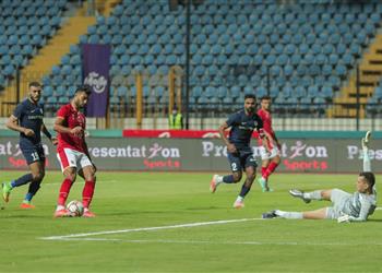 فيديو أحمد الشناوي هدف الأهلي الملغي أمام إنبي صحيح