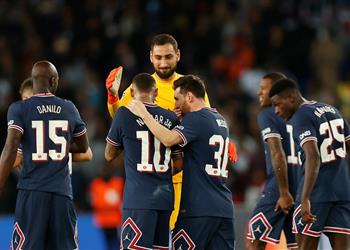 دوناروما سعيد بظهوري الأول في دوري أبطال أوروبا وأفعال جماهير ميلان تضحكني