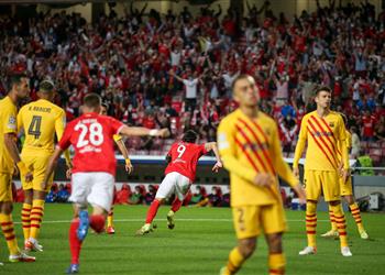 فيديو برشلونة يواصل السقوط أوروبي ا ويخسر أمام بنفيكا بثلاثية في دوري أبطال أوروبا