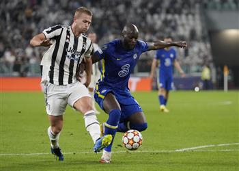 دي ليخت سيطرنا على لوكاكو وما يهمنا هو الفوز