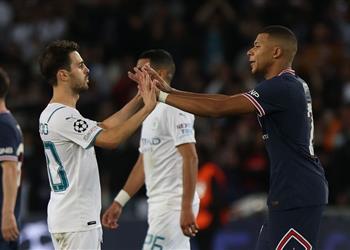 برناردو سيلفا منها برشلونة 6 أندية ست نافس مانشستر سيتي على لقب دوري أبطال أوروبا