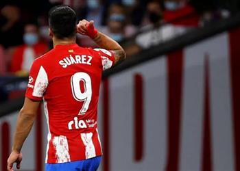 سواريز يوضح سر احتفاله بإشارة الهاتف في وجود كومان بمباراة برشلونة وأتلتيكو مدريد