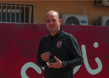 طبيب الأهلي يوضح تفاصيل البروتوكول الطبي قبل السفر لمواجهة بطل النيجر