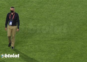 وكيله كارتيرون مستمر مع الزمالك وأزمة النقاز إدارية وليست فنية