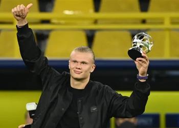 هالاند يتلقى عرض ا مغري ا بضعف راتبه في بوروسيا دورتموند