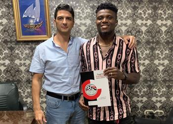 المقاولون يعلن التعاقد مع جون أوكلي لمدة 3 مواسم